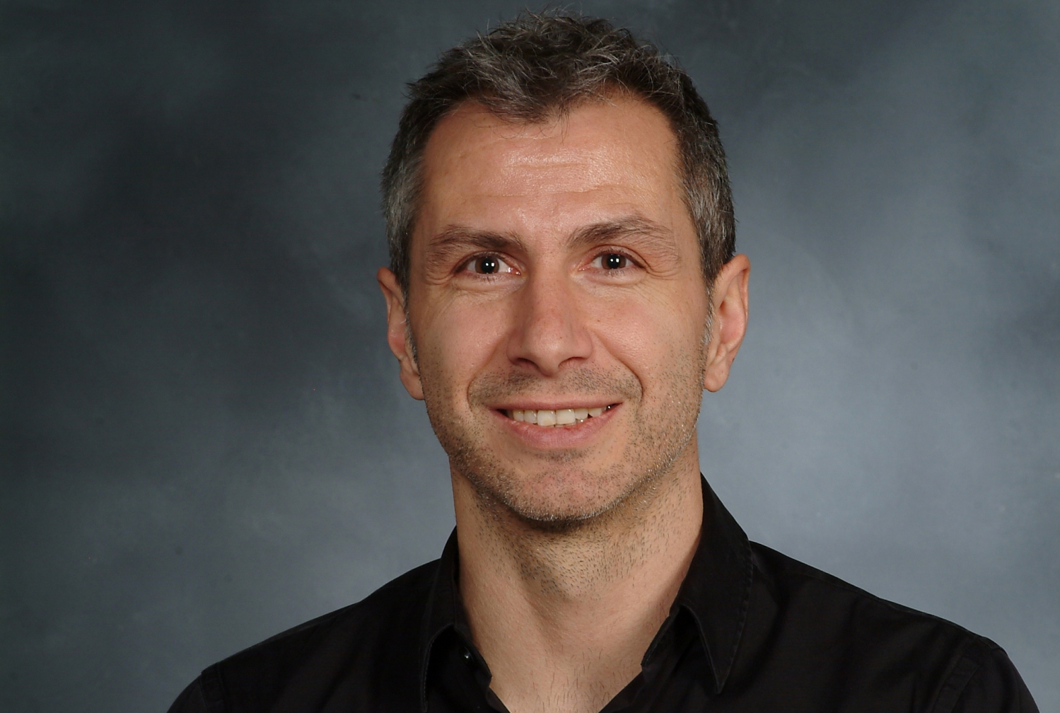 Dr. Simon Scheuring